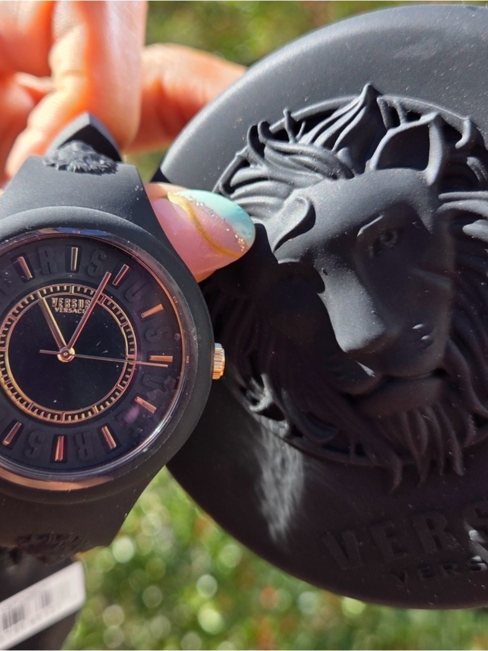 Versace Black Silicone Watch With Lion Case - Picture 4 of 4